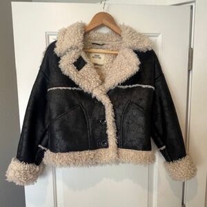 Urban Outfitters Rugged Black Faux Leather Cream Sherpa Bomber Jacket Sz XS Edgy